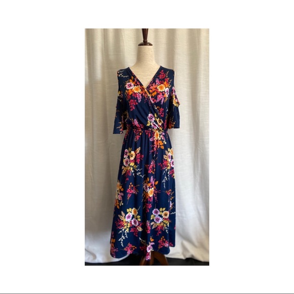 Summer Floral Dress - Picture 1 of 6